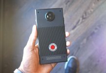 Videón a RED Hydrogen One prototípusai