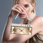 honor_v_purse_concept